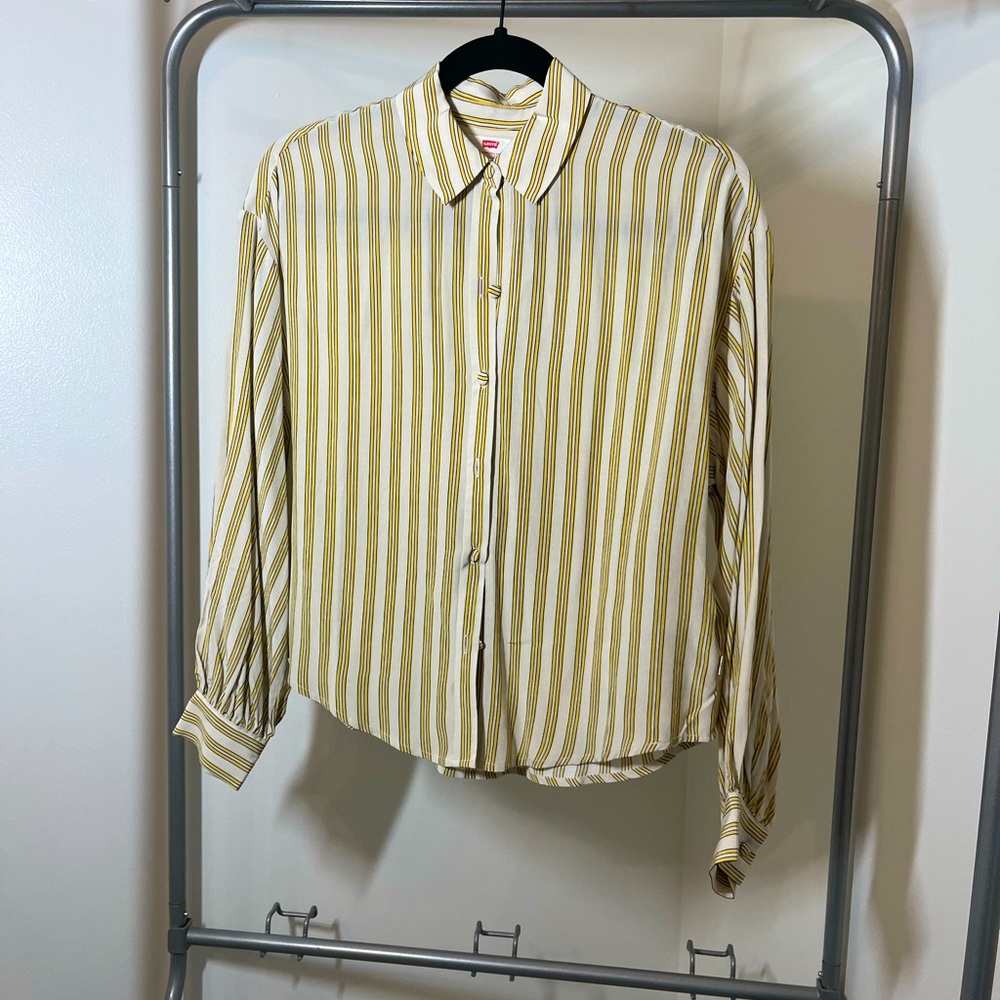 Levi’s Button Up - image 1